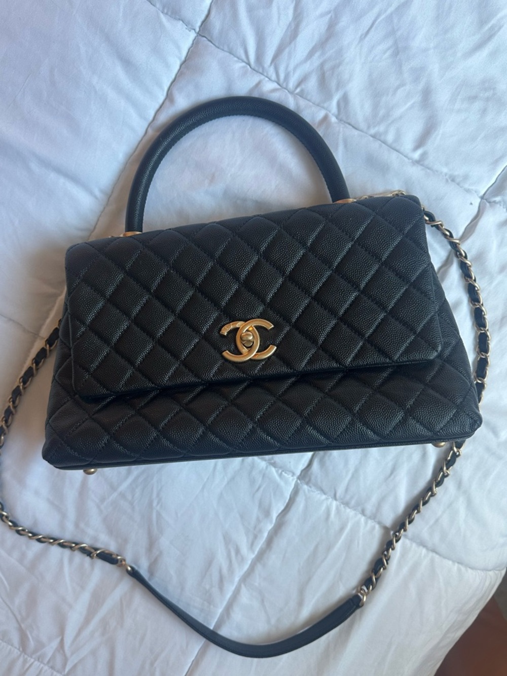 Black Quilted Shoulder Flap Bag with Gold Hardware - Picture 2 of 8